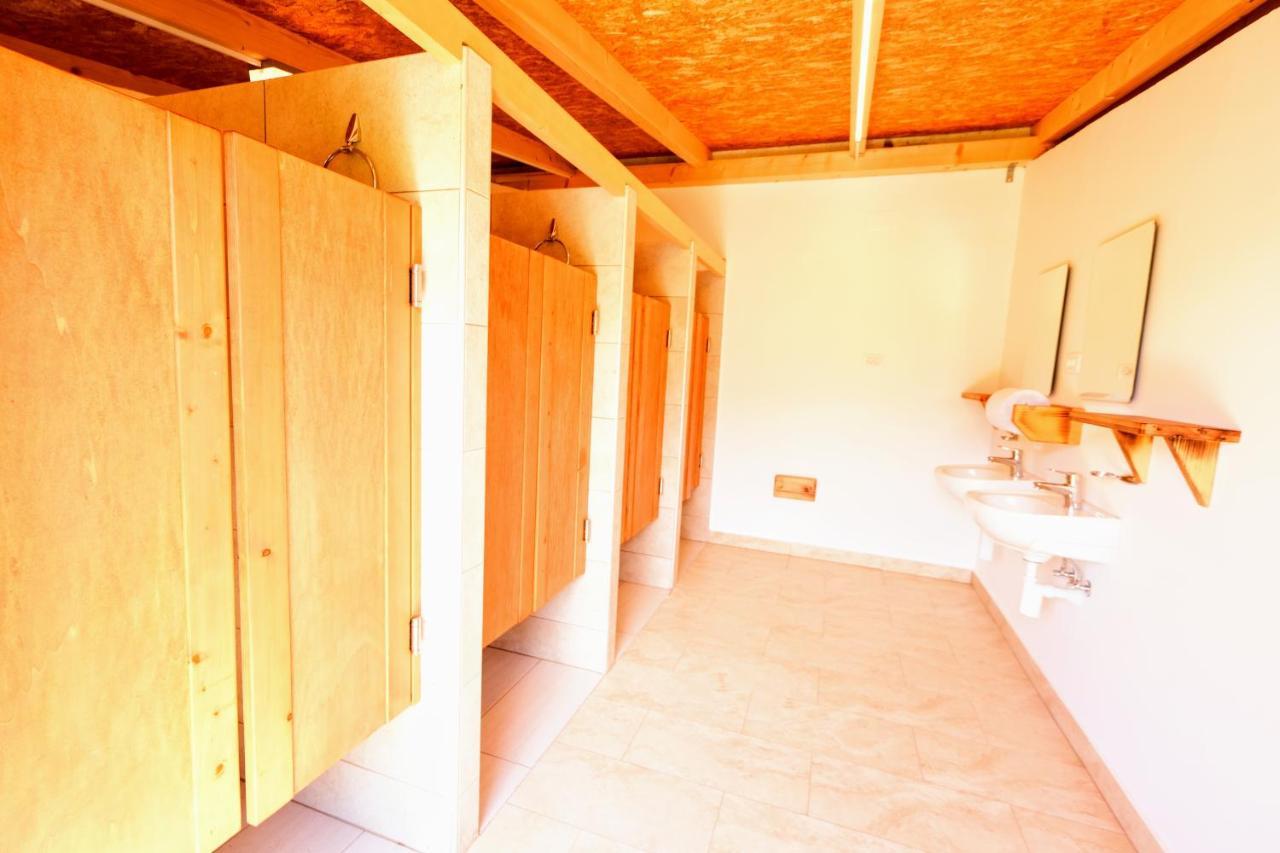 Small Wooden Houses And Apartments Zgornja Dobrava Radovljica Ngoại thất bức ảnh